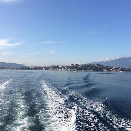 Les Yachts De Porto Vecchio - Le Philae Hotel Luaran gambar